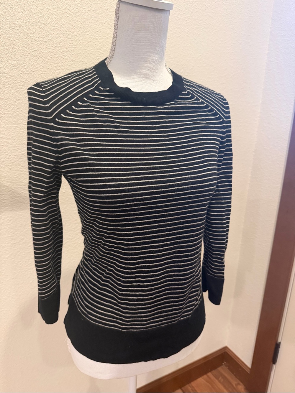 Banana Republic Black and White Striped Crewneck Sweater - Men